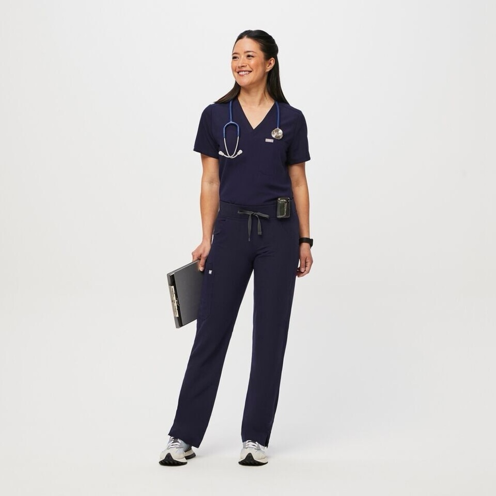 Women’s Figs Scrub Set - Navy Blue